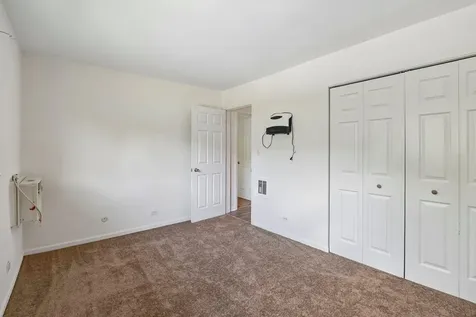 2220 Arbor Circle Downers Grove IL 60515