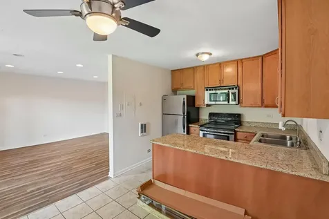 2220 Arbor Circle Downers Grove IL 60515