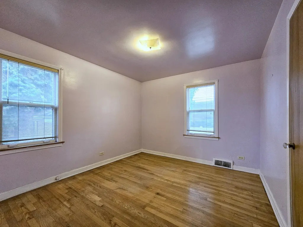10320 South Claremont Avenue Chicago IL 60643