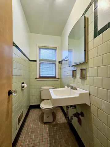 10320 South Claremont Avenue Chicago IL 60643
