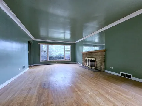 10320 South Claremont Avenue Chicago IL 60643