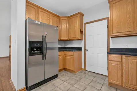 1738 Waters Edge Drive Minooka IL 60447