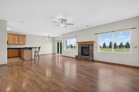 1738 Waters Edge Drive Minooka IL 60447
