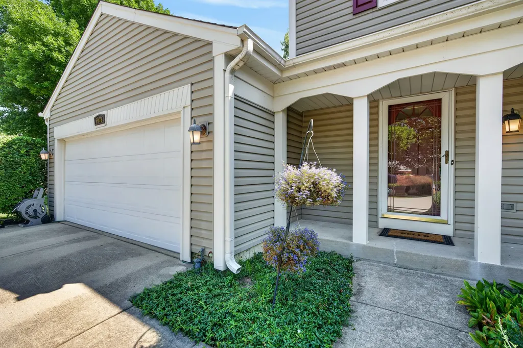 2078 Arleen Court Schaumburg IL 60194