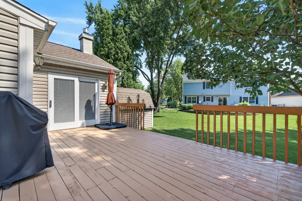 2078 Arleen Court Schaumburg IL 60194