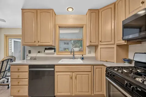 2078 Arleen Court Schaumburg IL 60194