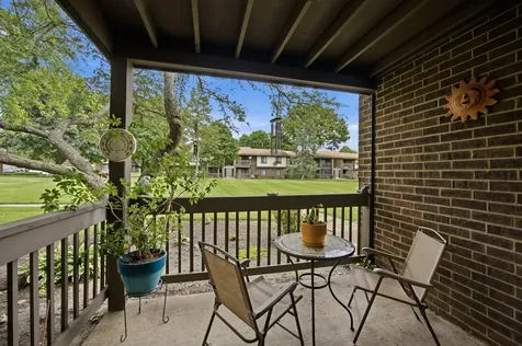 572 Somerset Lane Crystal Lake IL 60014