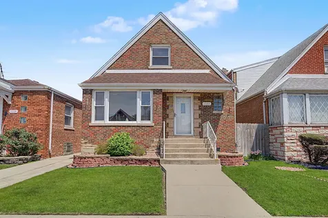 11011 South Avenue L Chicago IL 60617