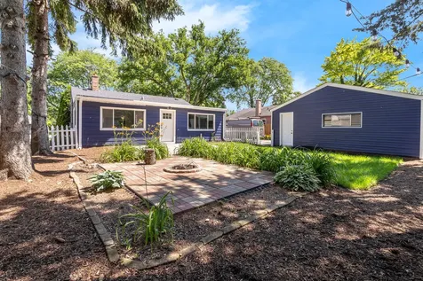 1909 Central Road Glenview IL 60025
