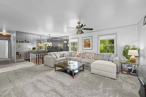 881 Woodhollow Lane Buffalo Grove IL 60089