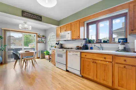 2234 South 12th Avenue North Riverside IL 60546