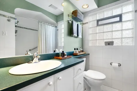 2234 South 12th Avenue North Riverside IL 60546