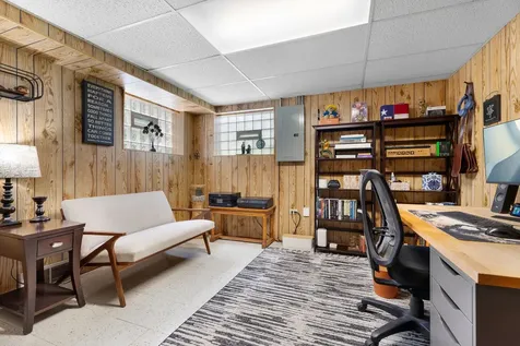 2234 South 12th Avenue North Riverside IL 60546