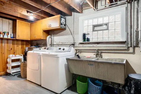2234 South 12th Avenue North Riverside IL 60546