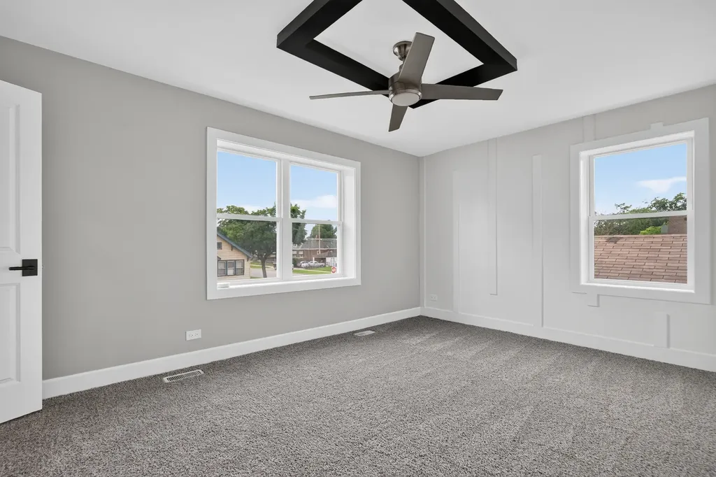 452 West 104th Street Chicago IL 60628