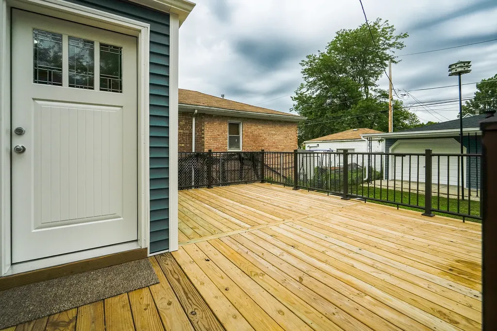 452 West 104th Street Chicago IL 60628