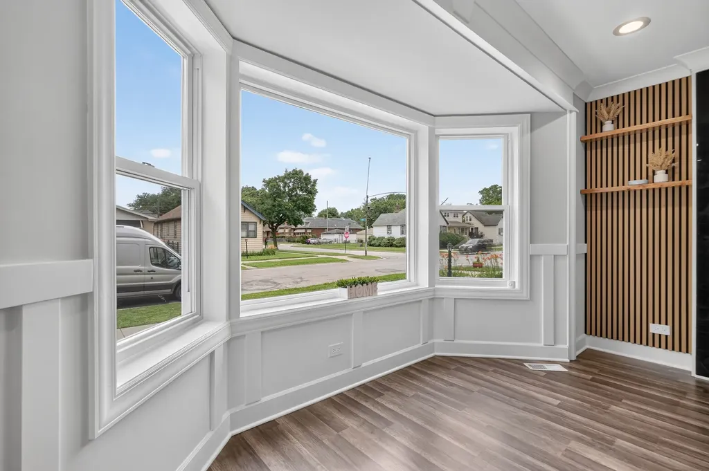 452 West 104th Street Chicago IL 60628