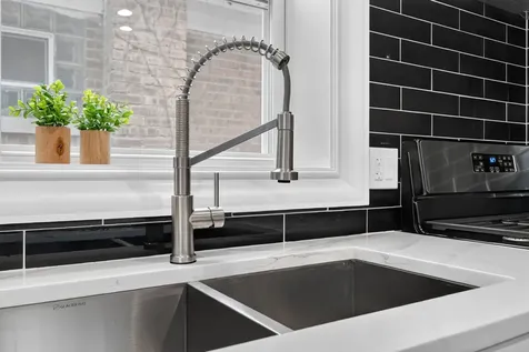 452 West 104th Street Chicago IL 60628