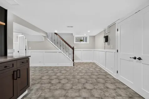 452 West 104th Street Chicago IL 60628
