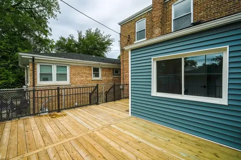 452 West 104th Street Chicago IL 60628