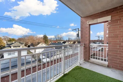 6559 West George Street Chicago IL 60634