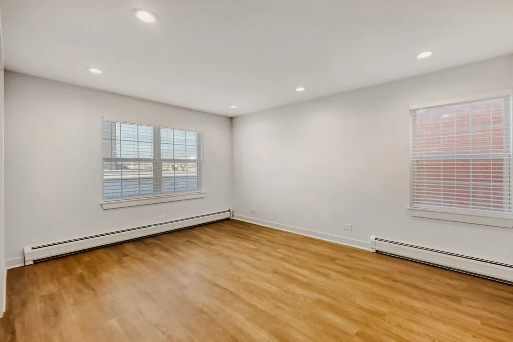 785 Pershing Avenue Glen Ellyn IL 60137