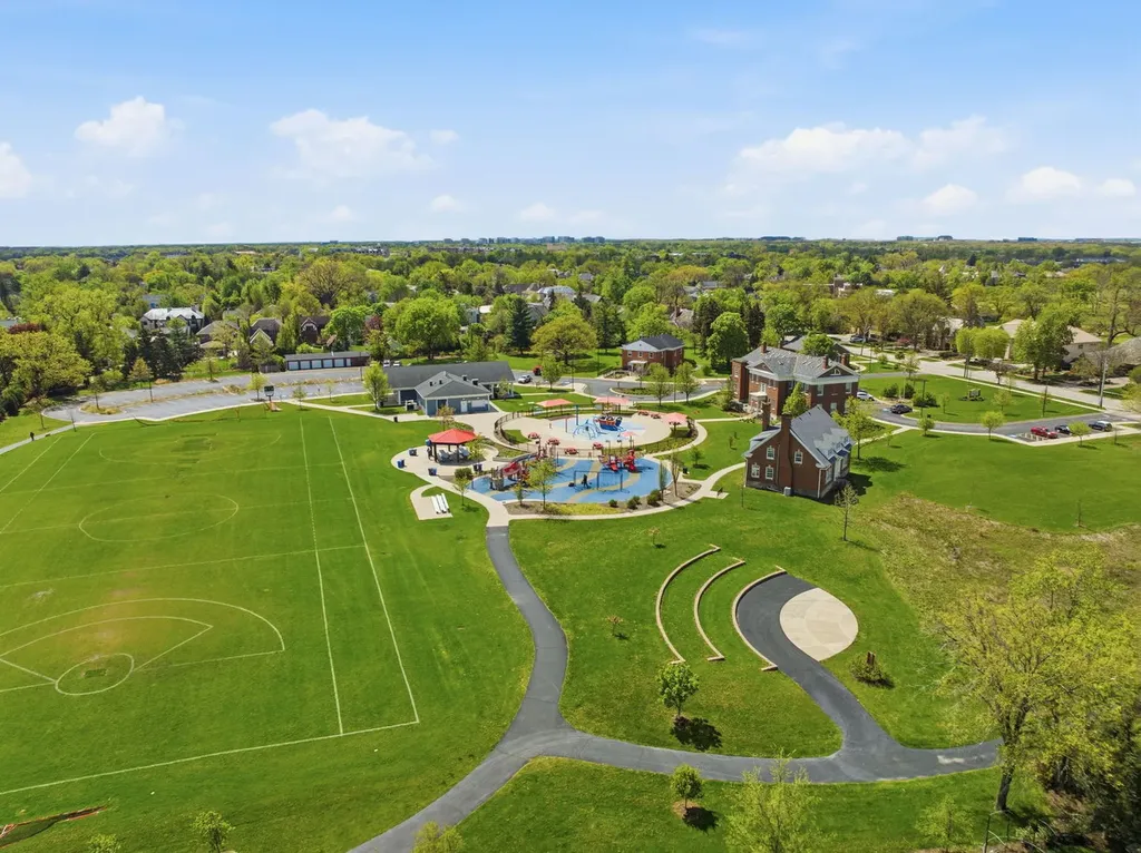 389 Michael John Drive Park Ridge IL 60068