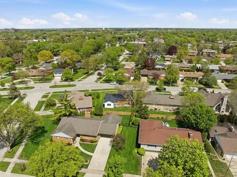 389 Michael John Drive Park Ridge IL 60068