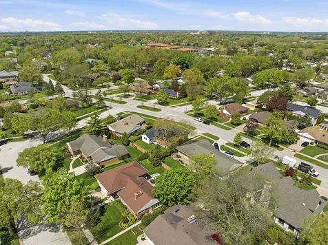 389 Michael John Drive Park Ridge IL 60068