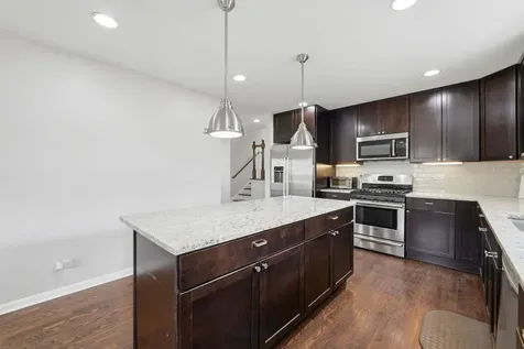 389 Michael John Drive Park Ridge IL 60068