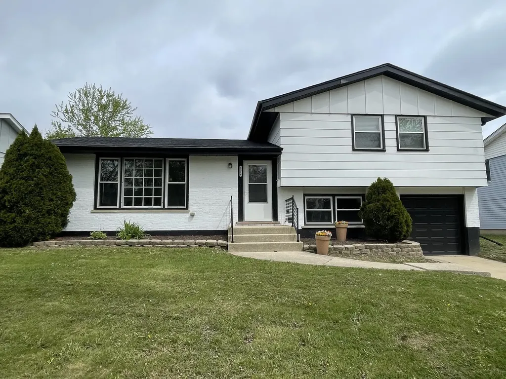 3316 Birchwood Drive Hazel Crest IL 60429