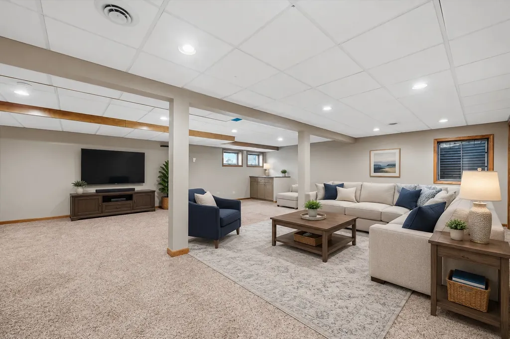 2541 Cheshire Drive Aurora IL 60504