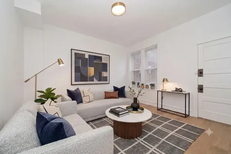 2346 West Thomas Street Chicago IL 60622