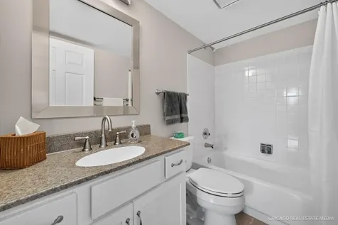 514 Palm Court Crystal Lake IL 60014