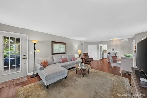 514 Palm Court Crystal Lake IL 60014