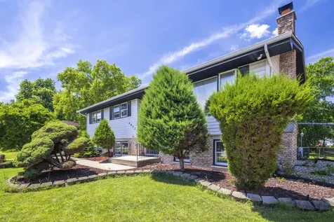 4932 Cypress Court Oak Forest IL 60452