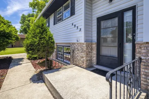 4932 Cypress Court Oak Forest IL 60452