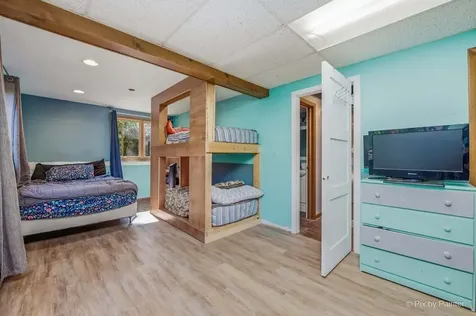 4N560 Snowbird Court St. Charles IL 60175