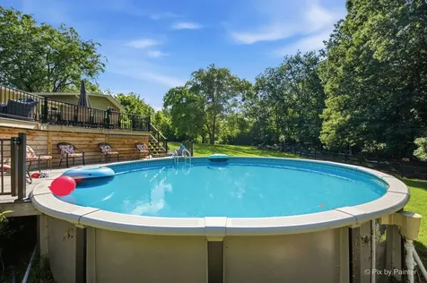 4N560 Snowbird Court St. Charles IL 60175