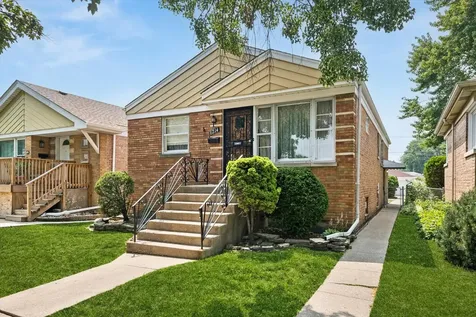 6214 35TH Street Berwyn IL 60402