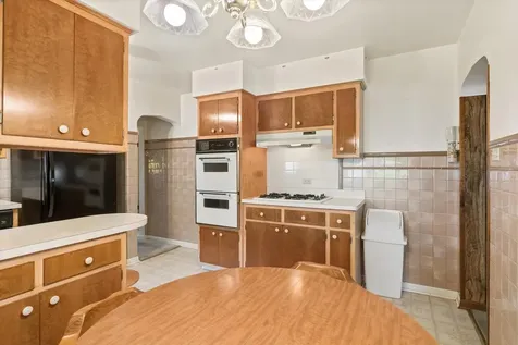 6214 35TH Street Berwyn IL 60402