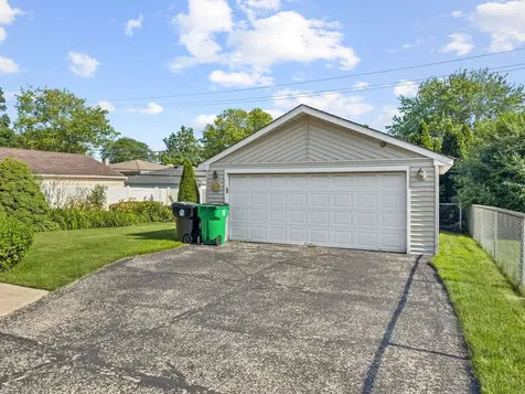 11115 Martindale Drive Westchester IL 60154