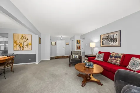 2333 Central Street Evanston IL 60201