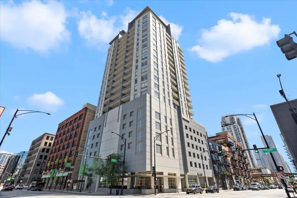 330 West Grand Avenue Chicago IL 60654
