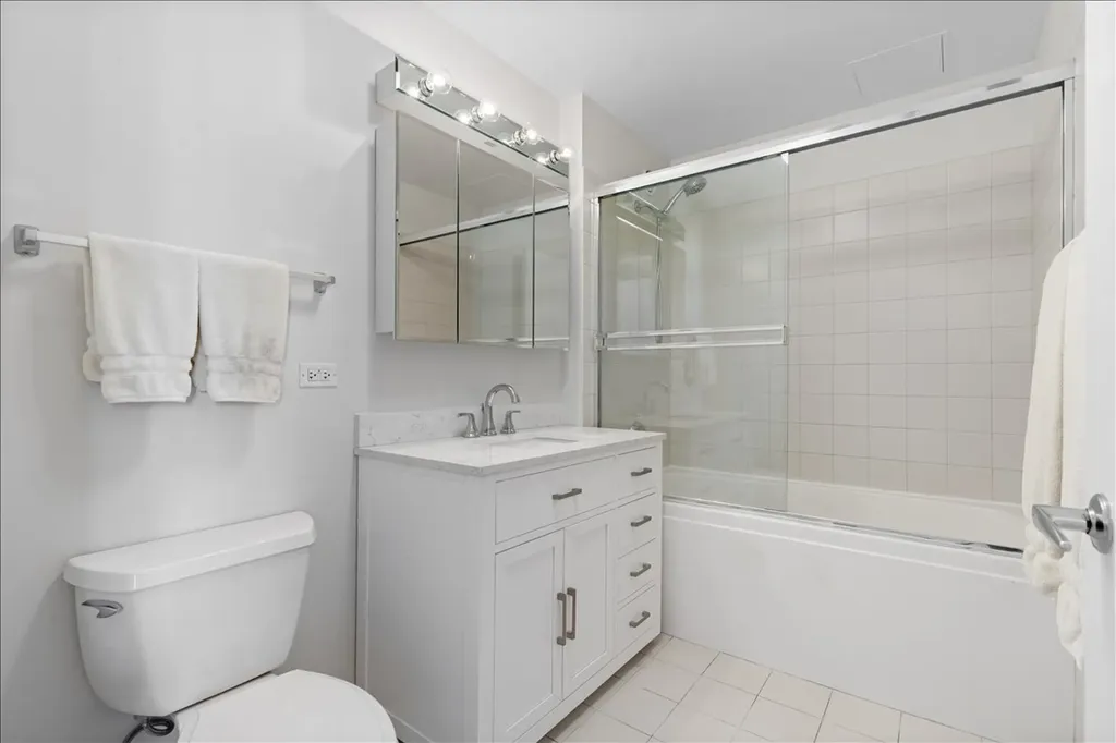 330 West Grand Avenue Chicago IL 60654
