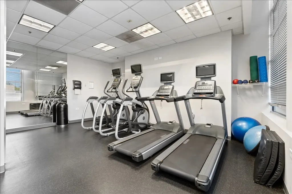 330 West Grand Avenue Chicago IL 60654