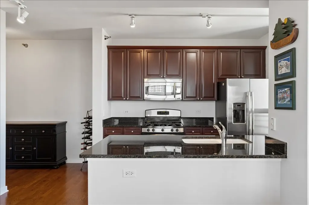 330 West Grand Avenue Chicago IL 60654