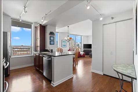 330 West Grand Avenue Chicago IL 60654