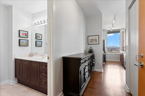 330 West Grand Avenue Chicago IL 60654