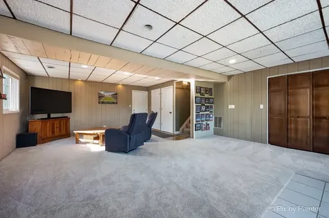 1341 West Sturbridge Drive Hoffman Estates IL 60192